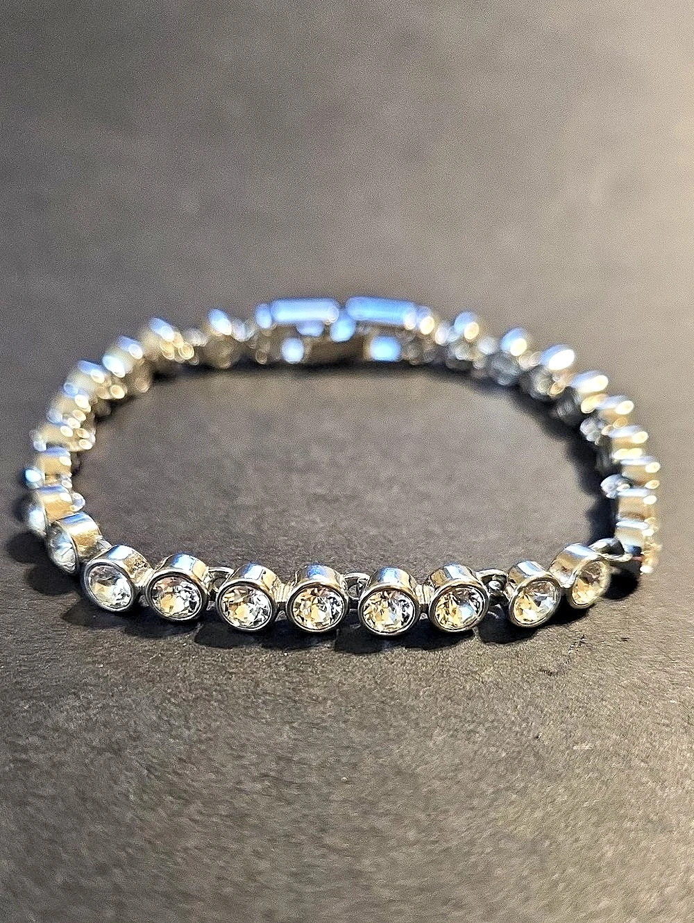 Crystal Tennis Bracelet in Silver. Like New!
